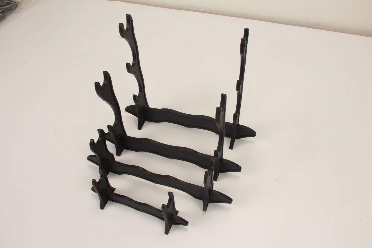 One Floor Holder